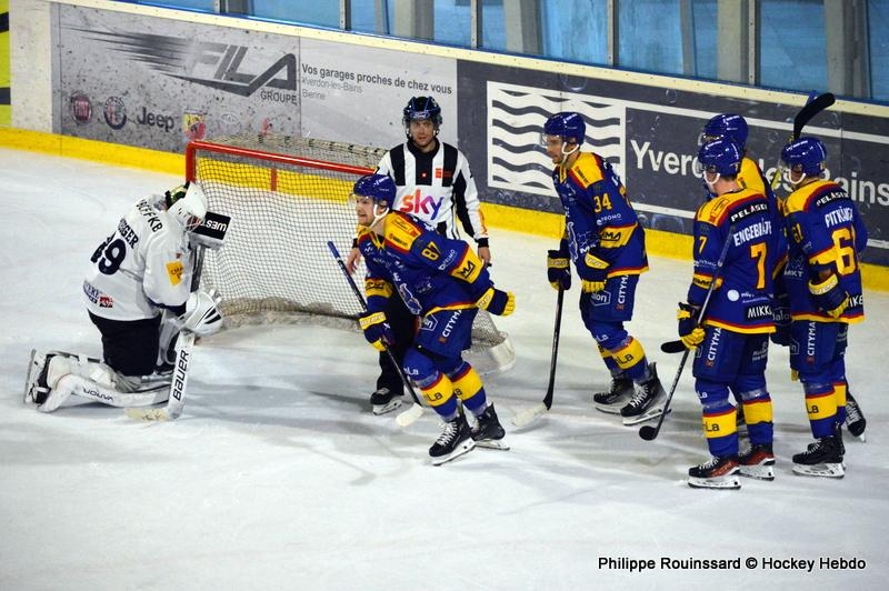 Photo hockey Hockey en Europe -  : Fribourg vs Jukurit - Coupe des Bains : Les Vikings hermtiques